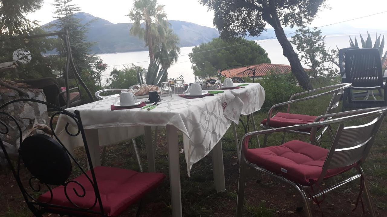 Villa Luisa Sul Mare Capitello Exterior foto